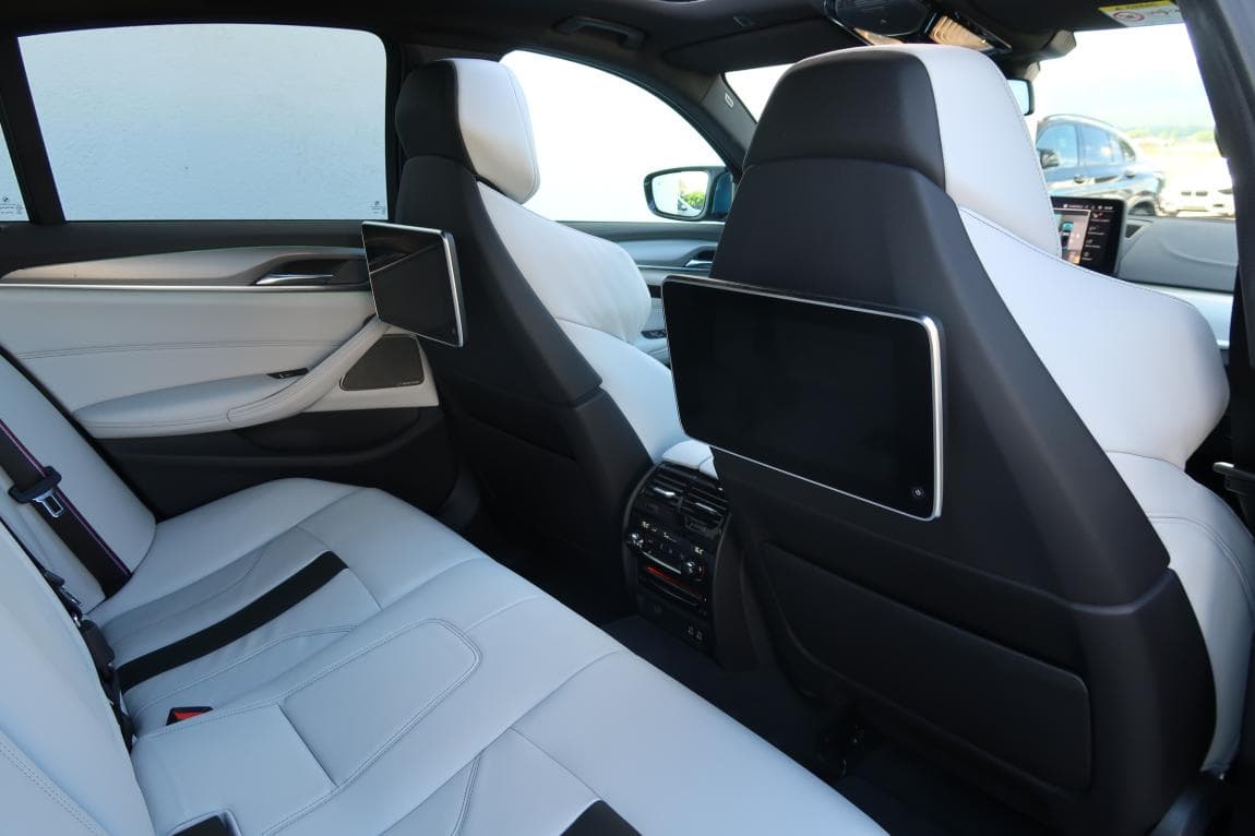 2020 BMW M5 - 12