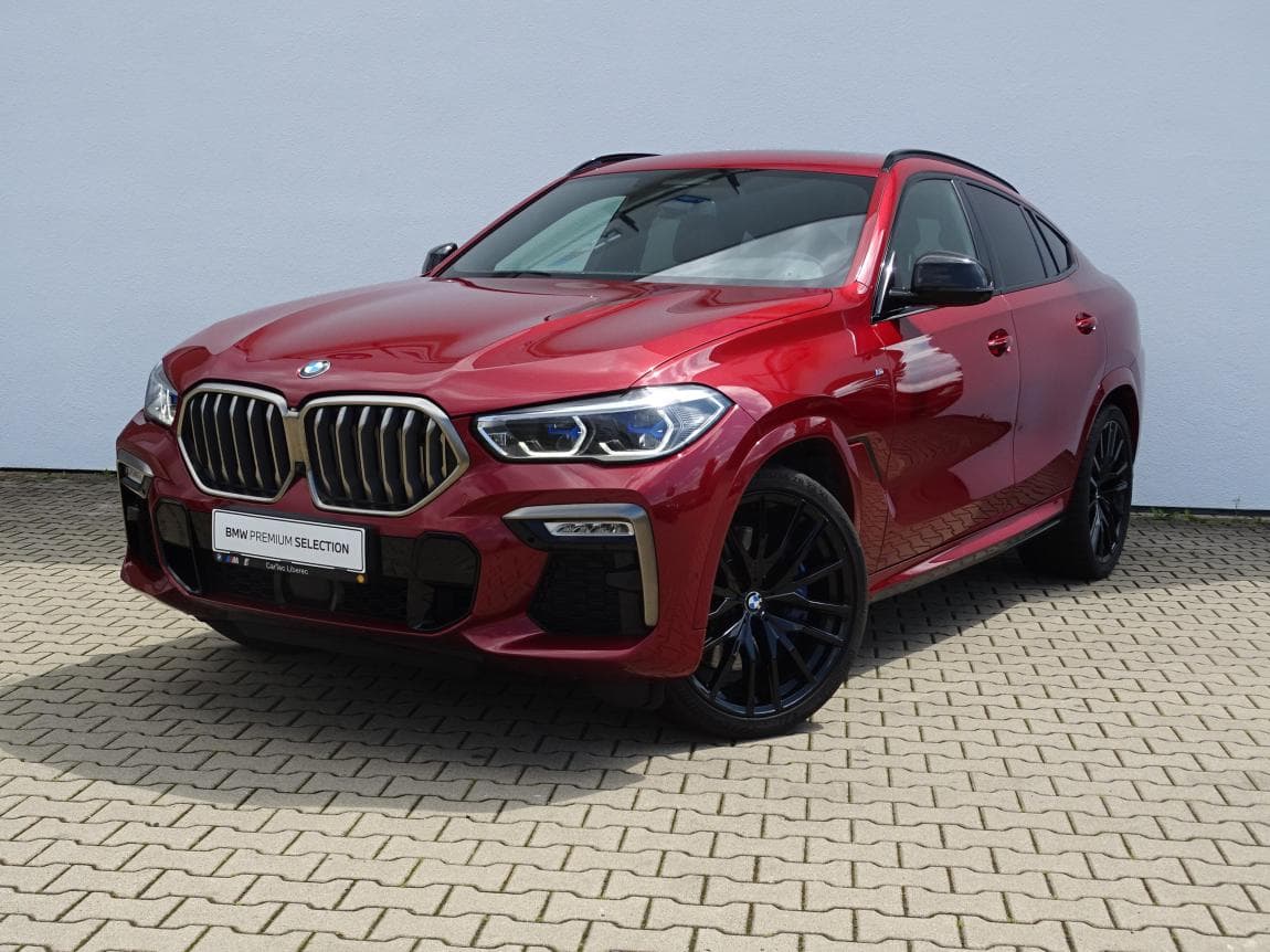 BMW X6 M50i
