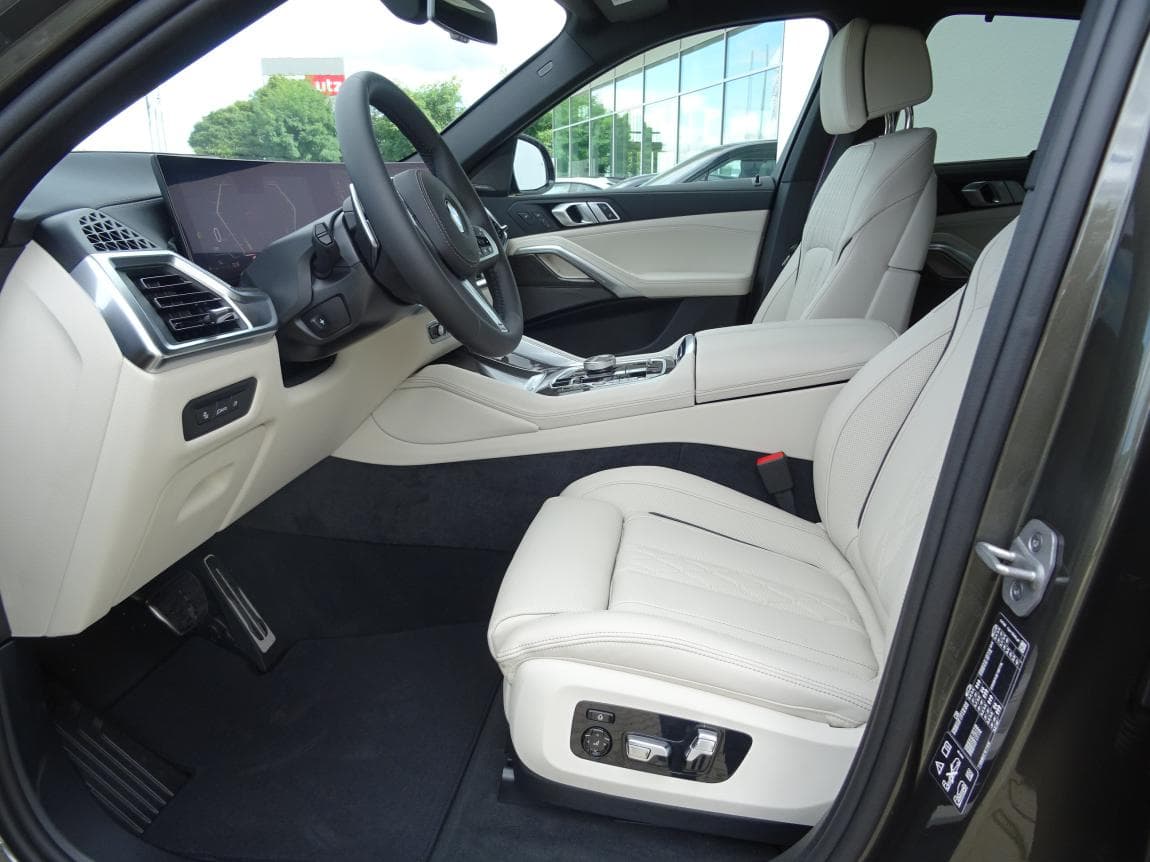 2025 BMW X6 - 2