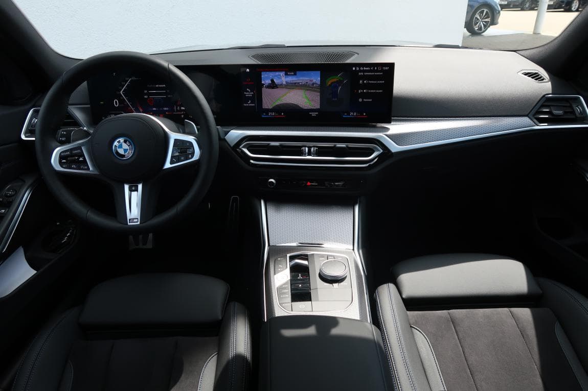 2024 BMW 3-Series - 4