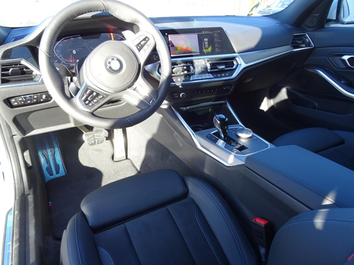 2023 BMW 3-Series - 6