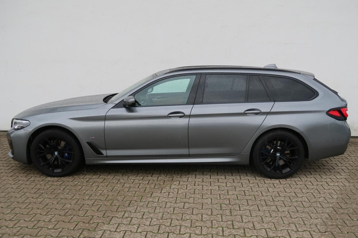 2023 BMW 5-Series - 11