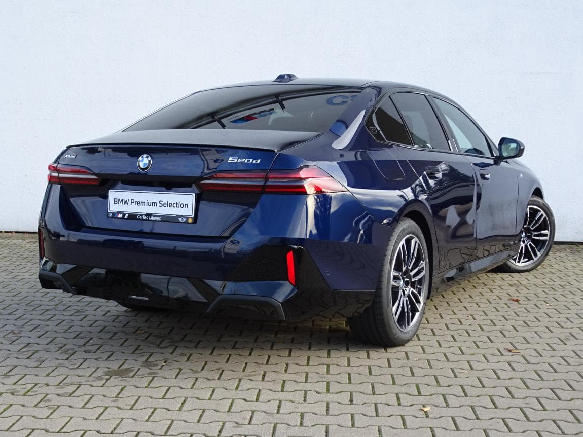 2023 BMW 5-Series - 3