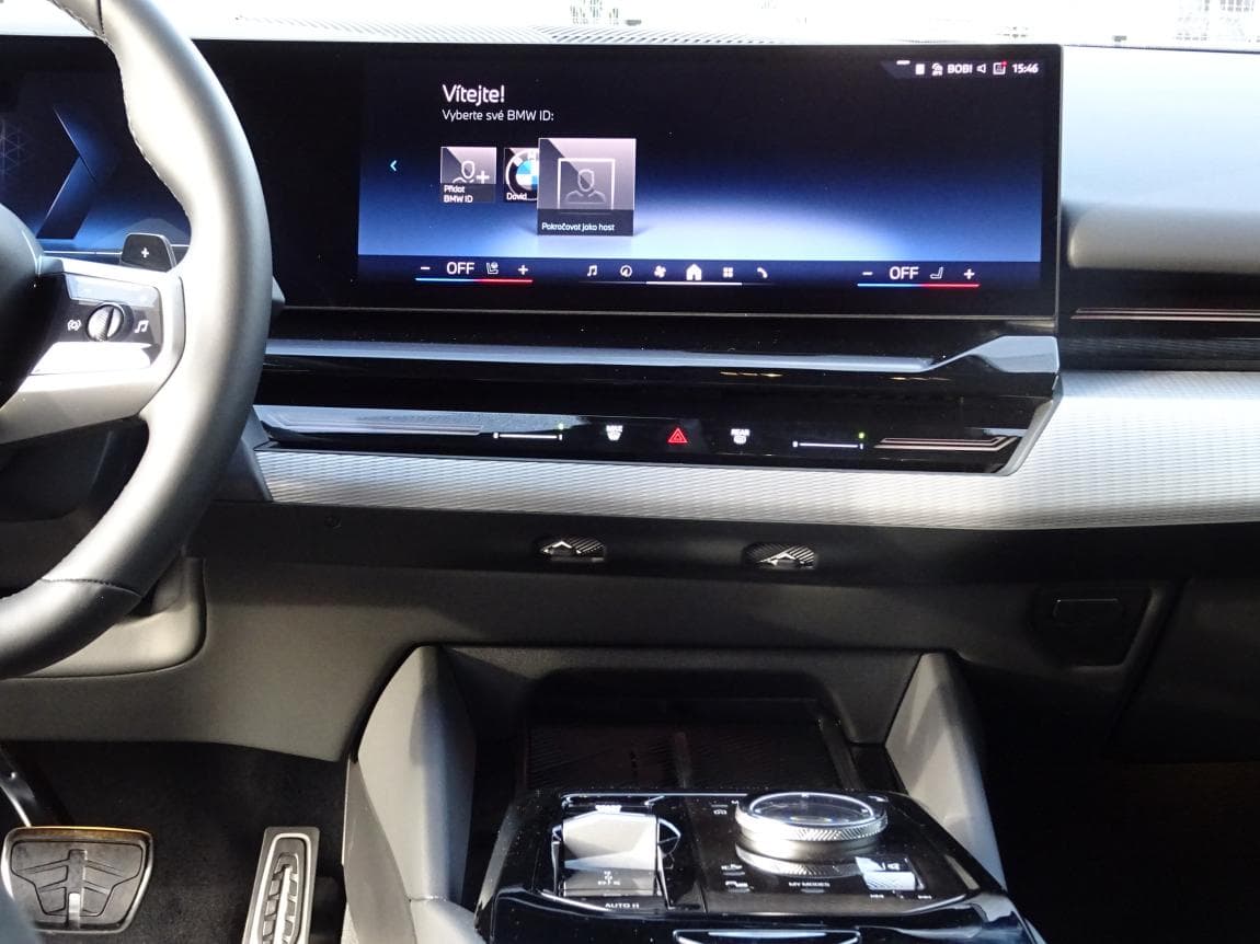 2023 BMW 5-Series - 6