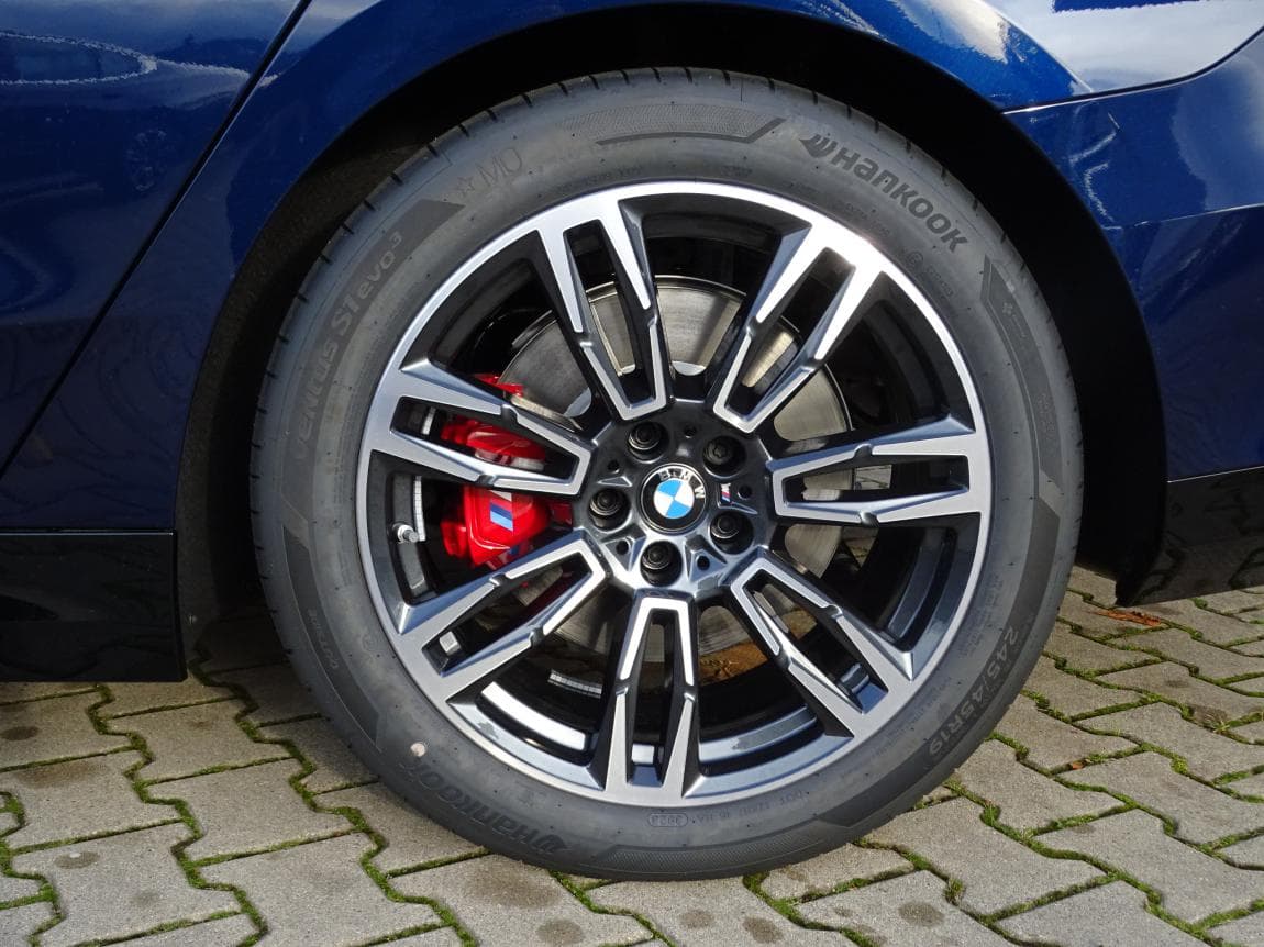 2023 BMW 5-Series - 7