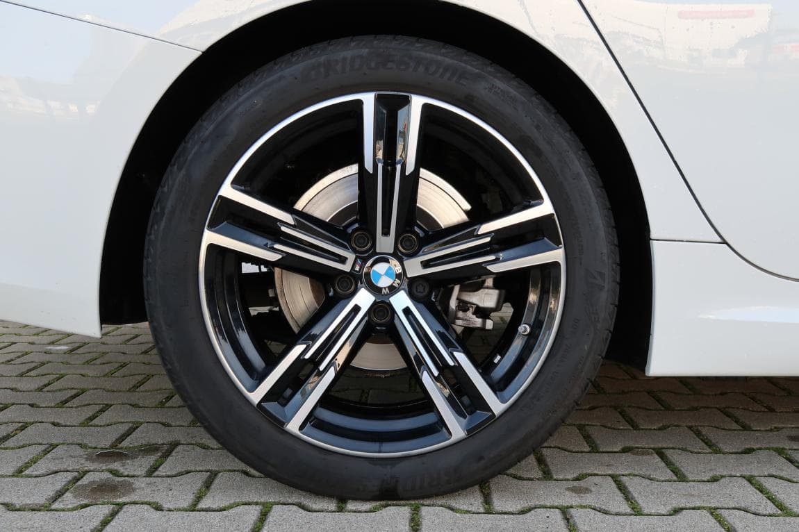 2023 BMW 3-Series - 11