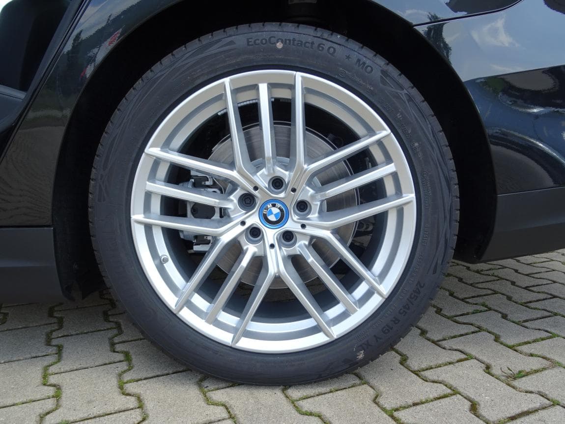 2025 BMW I5 - 7