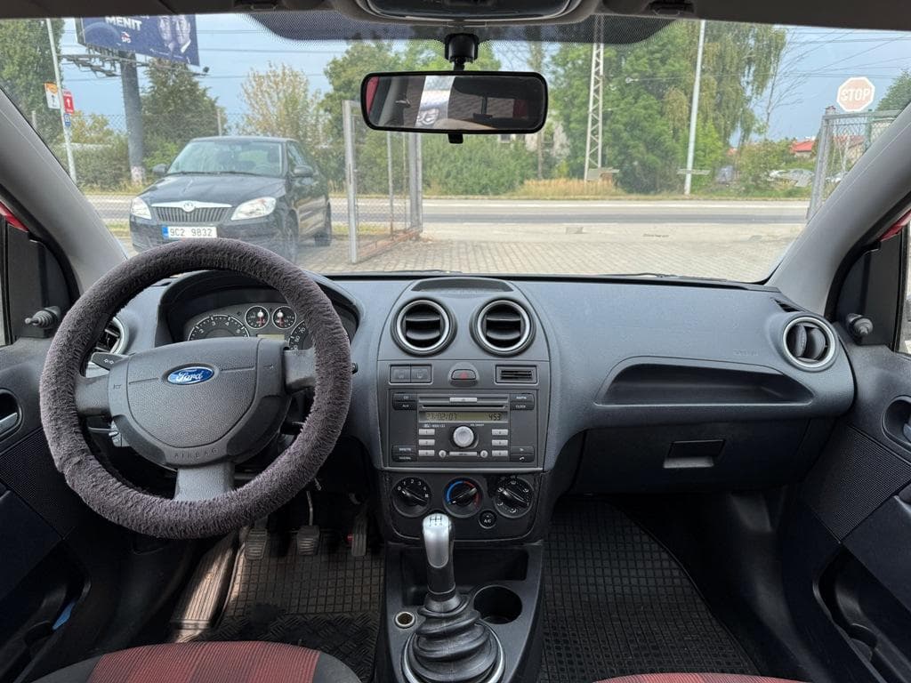 2007 Ford FIESTA - 8