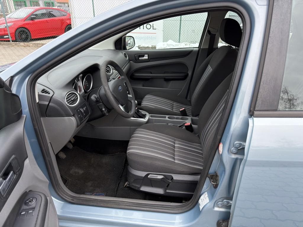 2008 Ford FOCUS - 6