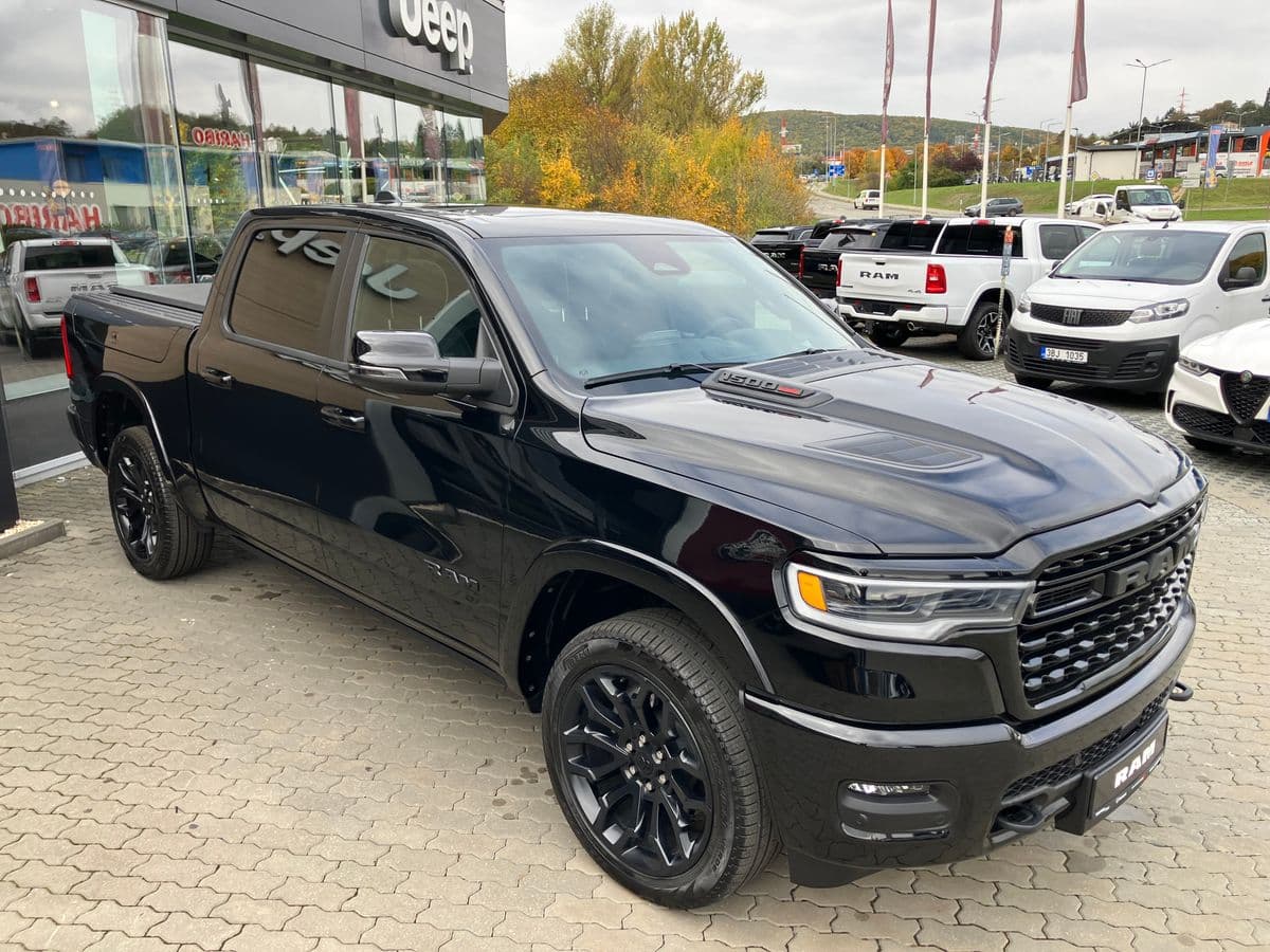 RAM 1500 - 4