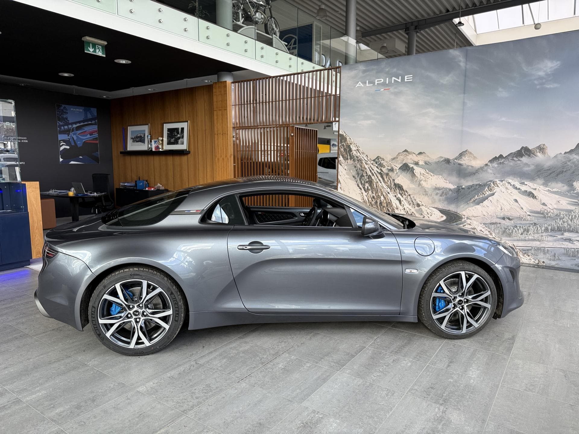 Alpine A110 - 4