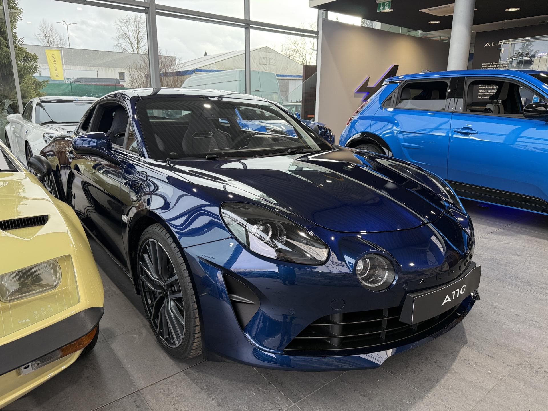 Alpine A110