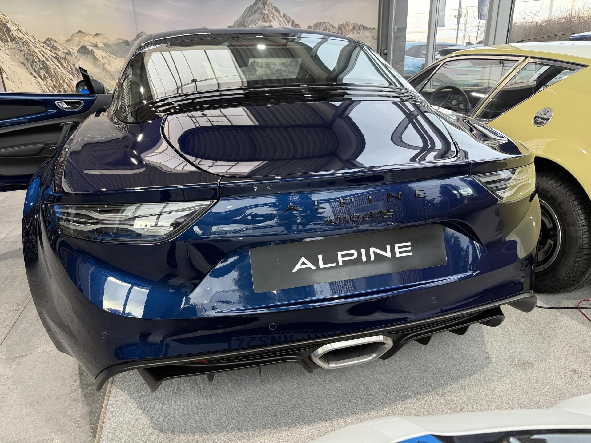 Alpine A110 - 5