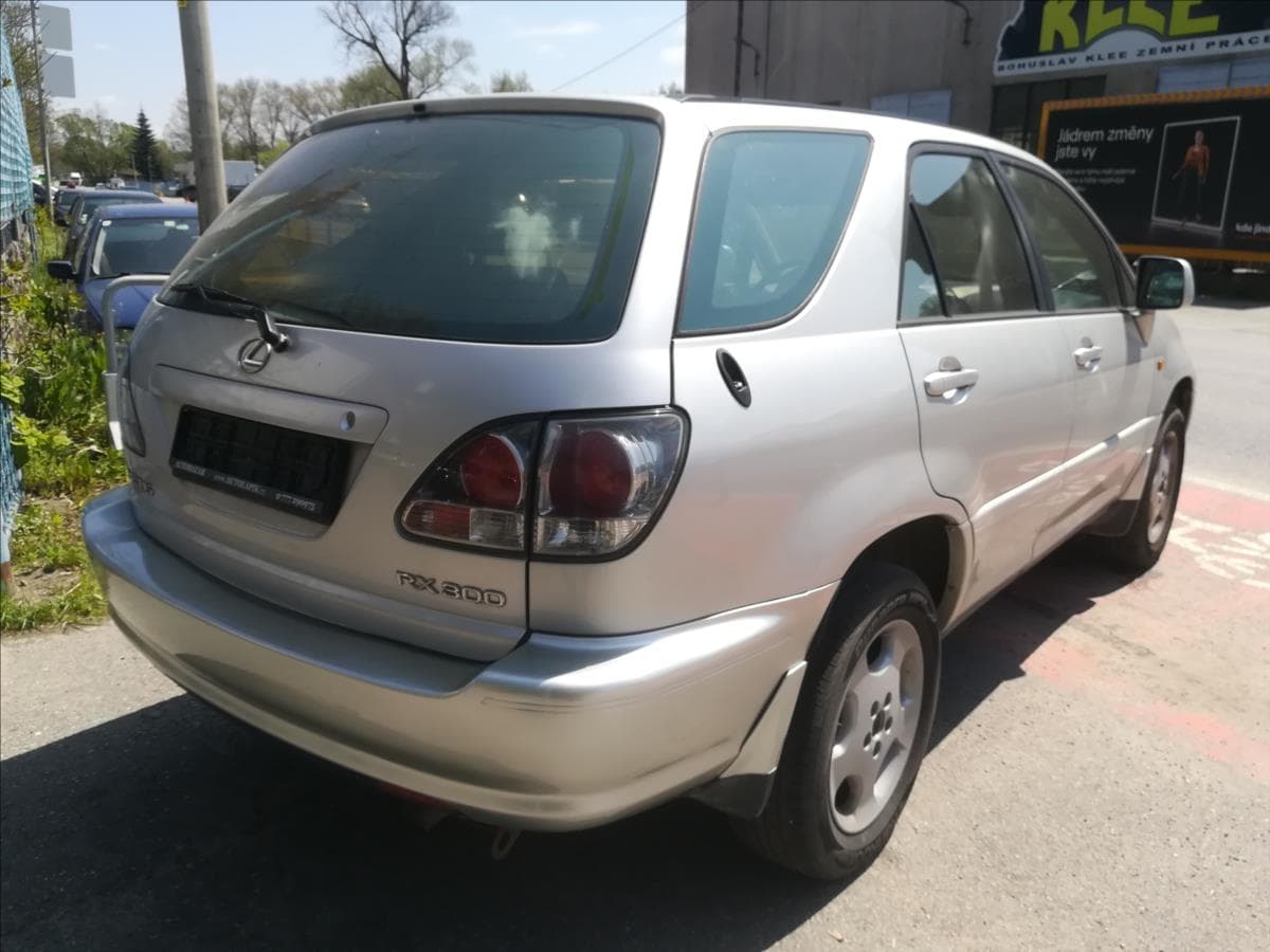 2001 Lexus Rx - 11