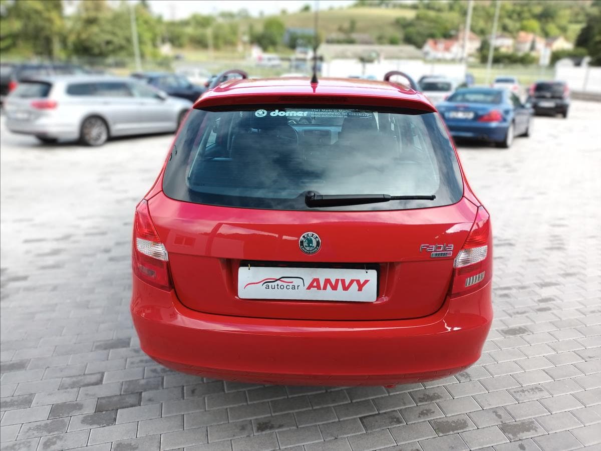 2010 Škoda FABIA - 5