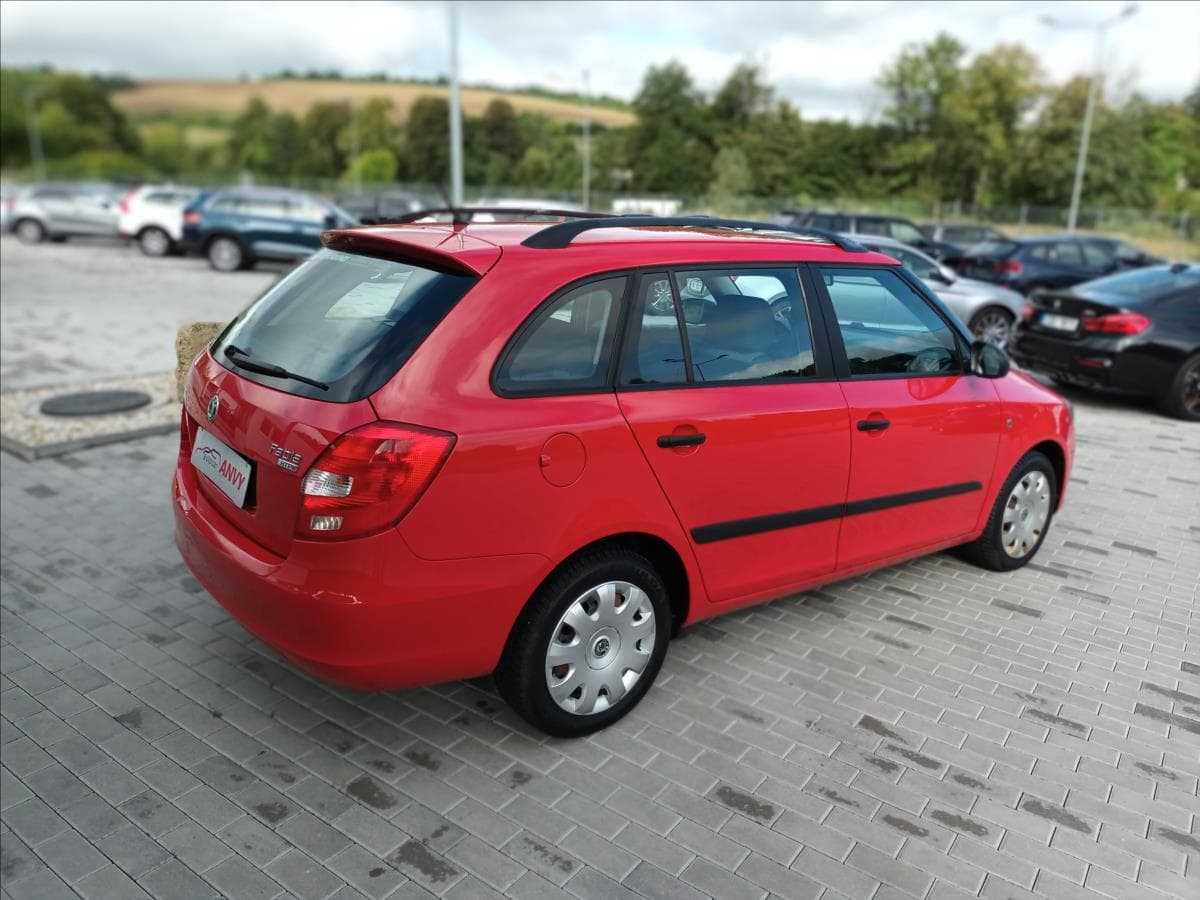 2010 Škoda FABIA - 6
