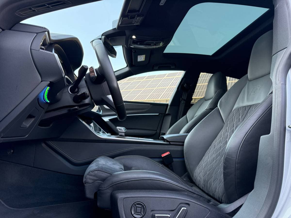 2022 Audi S7 - 8