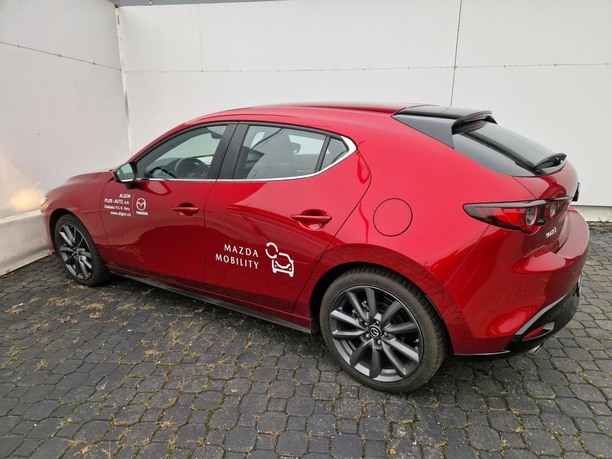 Mazda 3 - 5