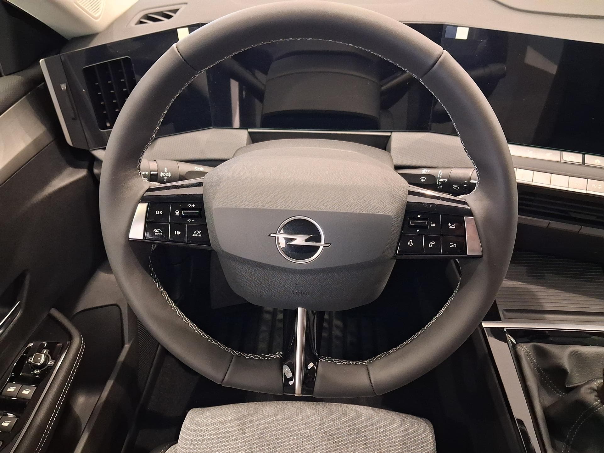 Opel ASTRA - 9