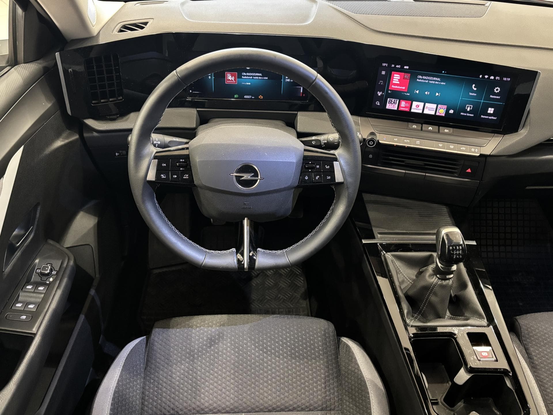 Opel ASTRA - 10