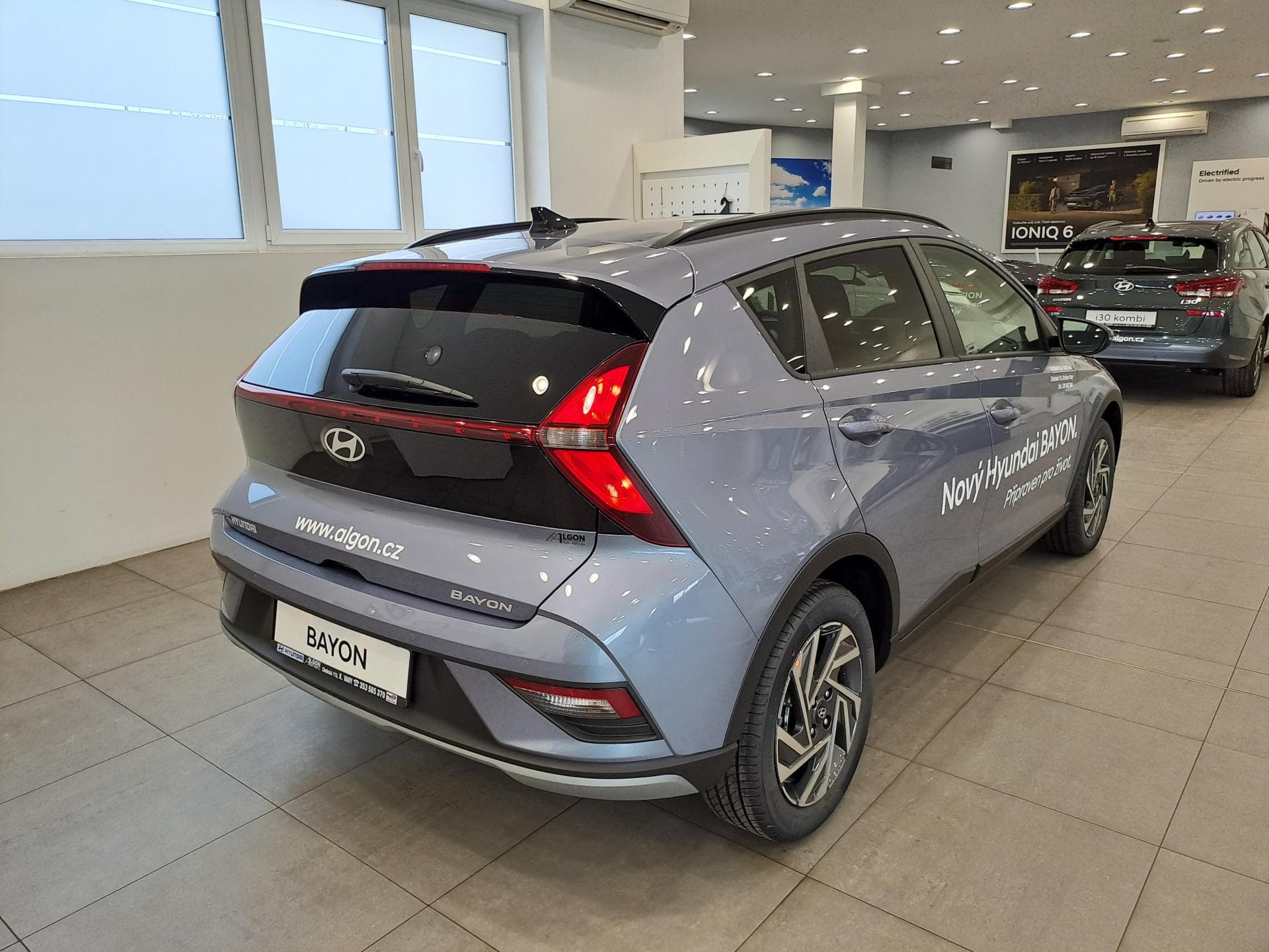 Hyundai BAYON - 3