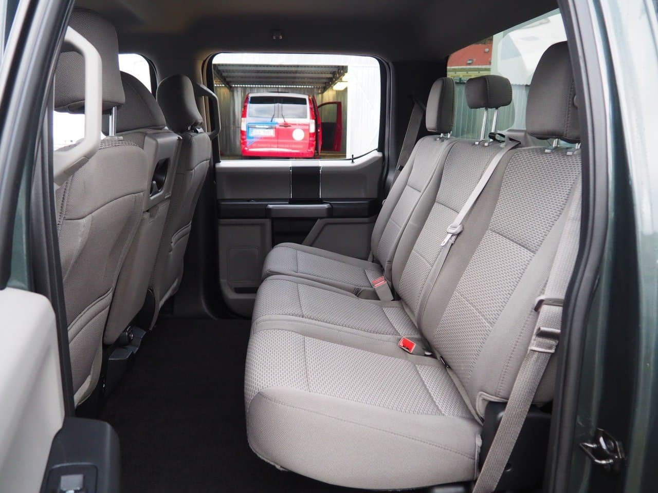 Ford F-150 - 10
