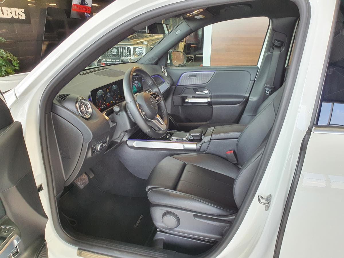 Mercedes-Benz GLB - 8