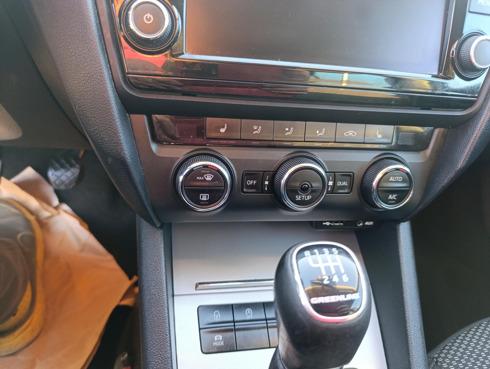 Škoda OCTAVIA - 9