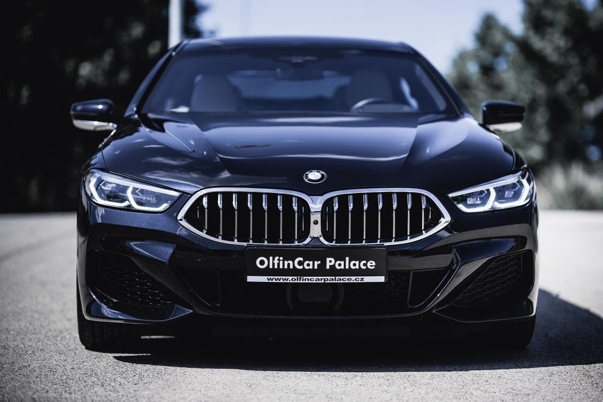 BMW 8-Series - 8