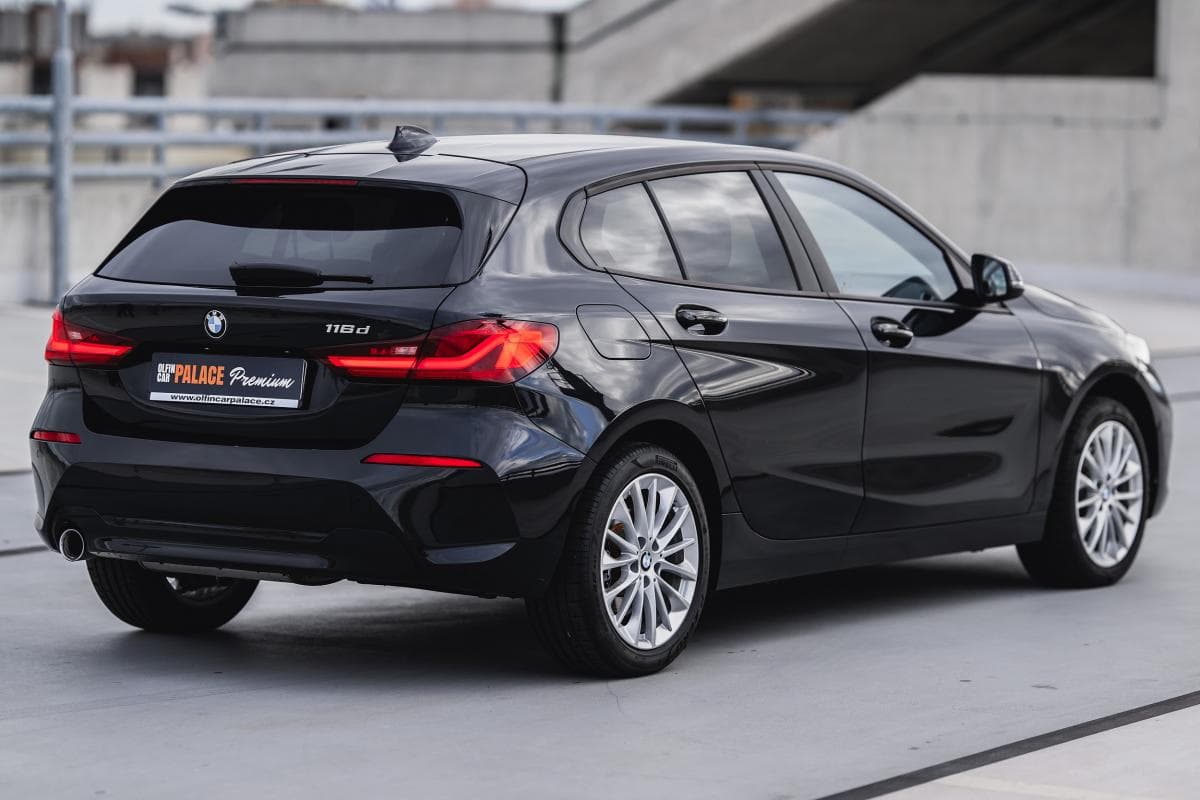 BMW 1-Series - 12