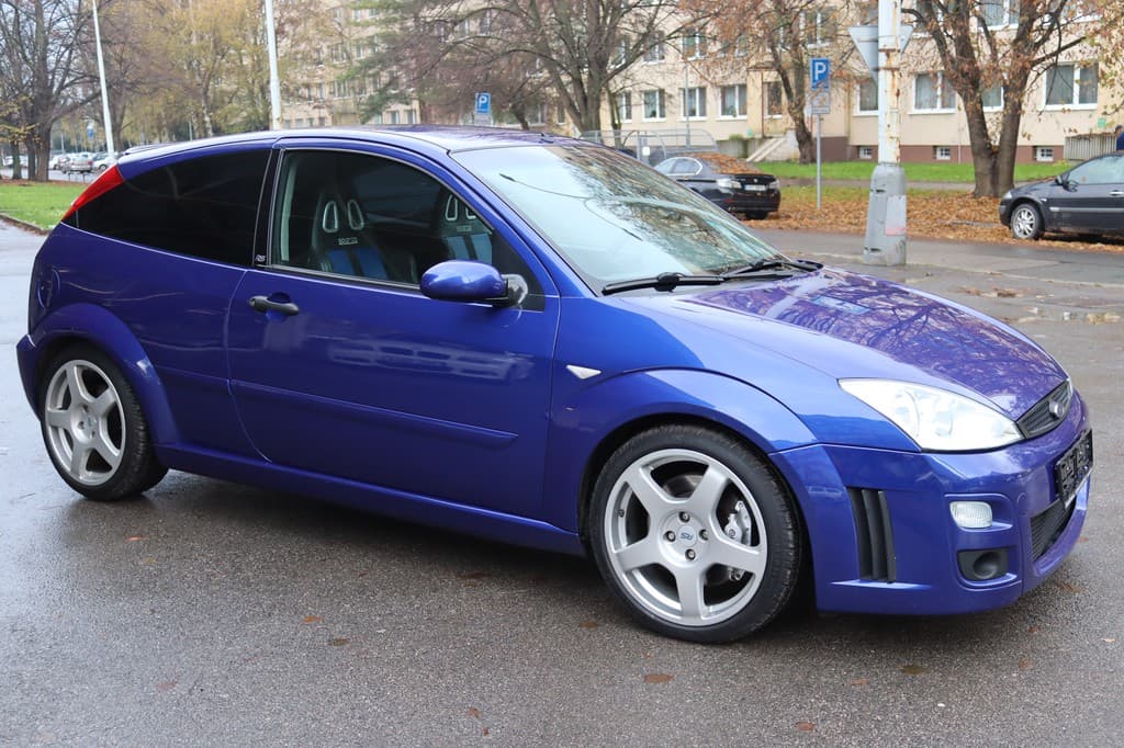 2002 Ford FOCUS - 8