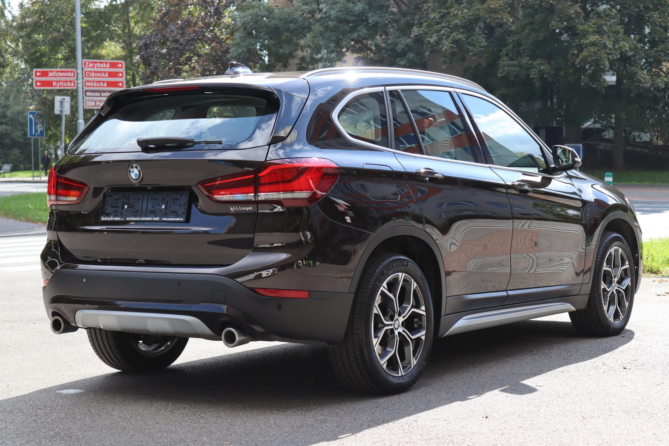 2021 BMW X1 - 11
