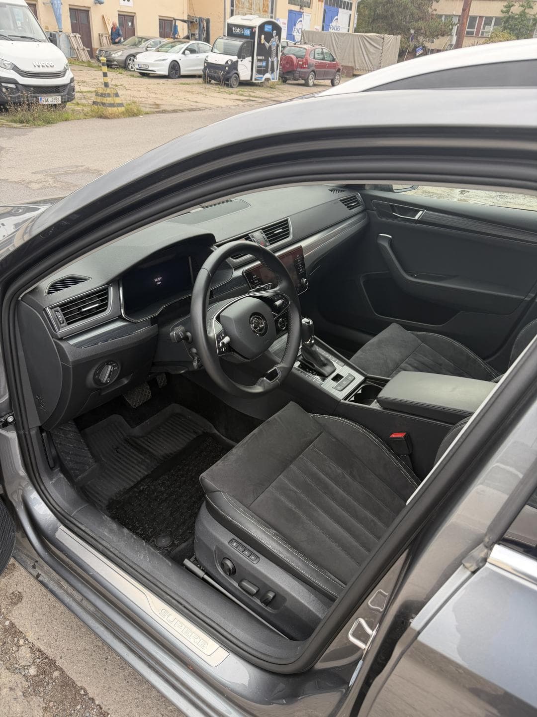 Škoda SUPERB - 9