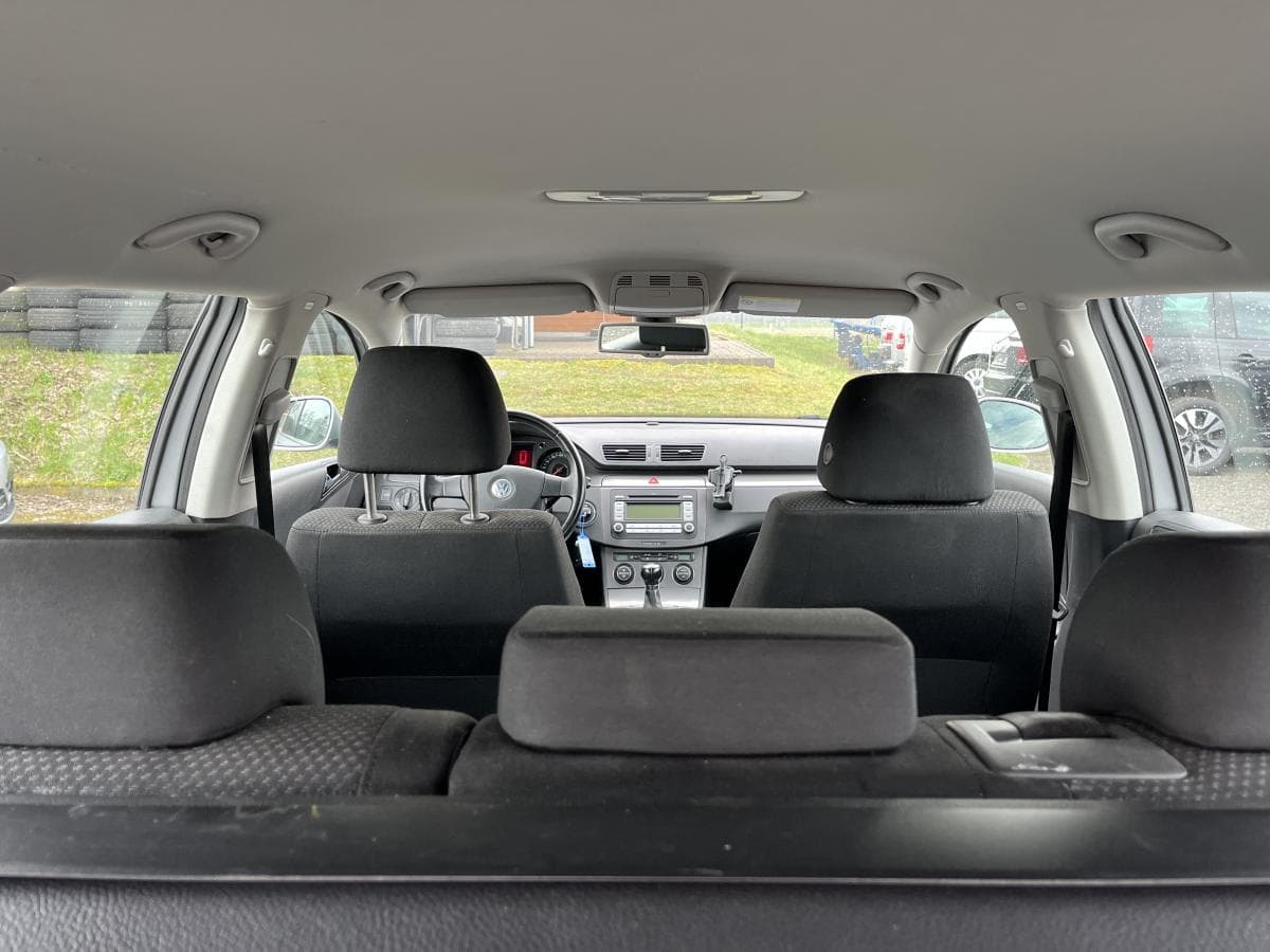 2007 Volkswagen Passat - 9