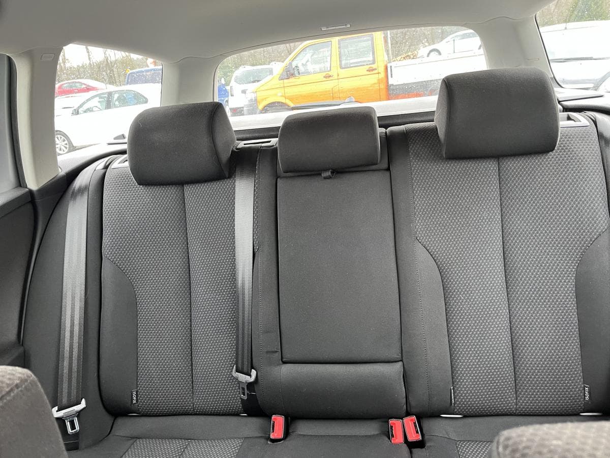 2007 Volkswagen Passat - 11