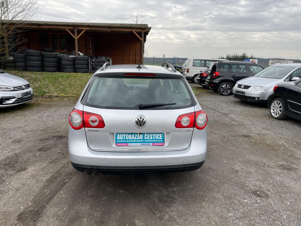 2007 Volkswagen Passat - 4