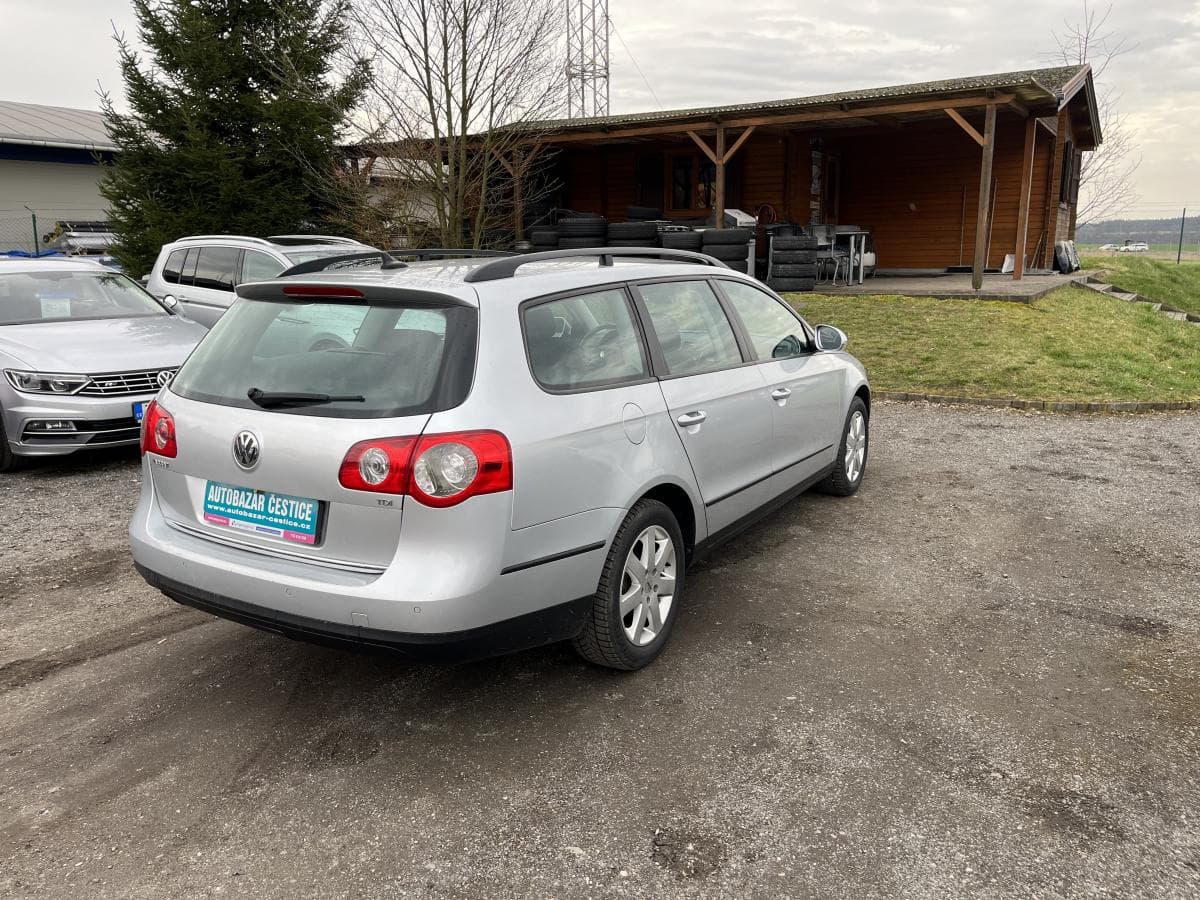 2007 Volkswagen Passat - 5