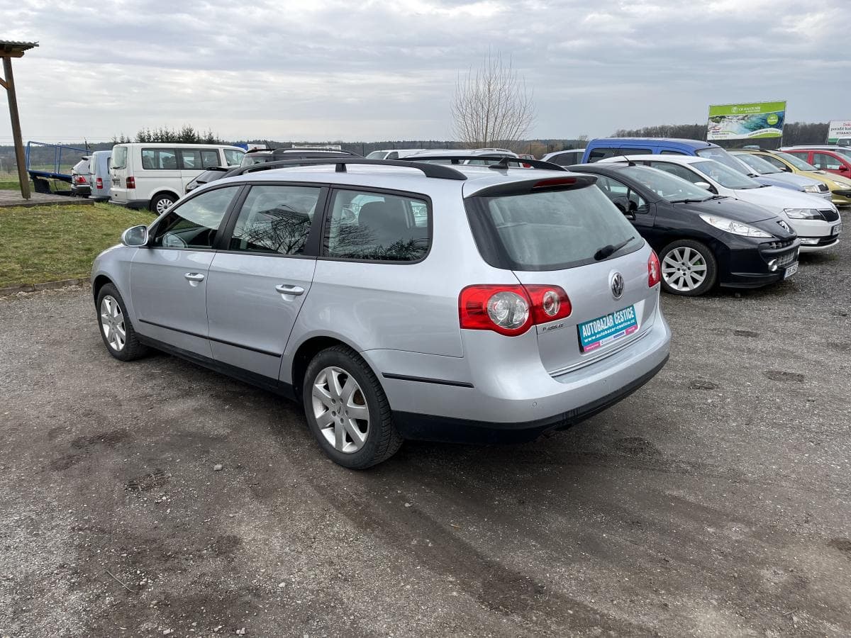 2007 Volkswagen Passat - 7