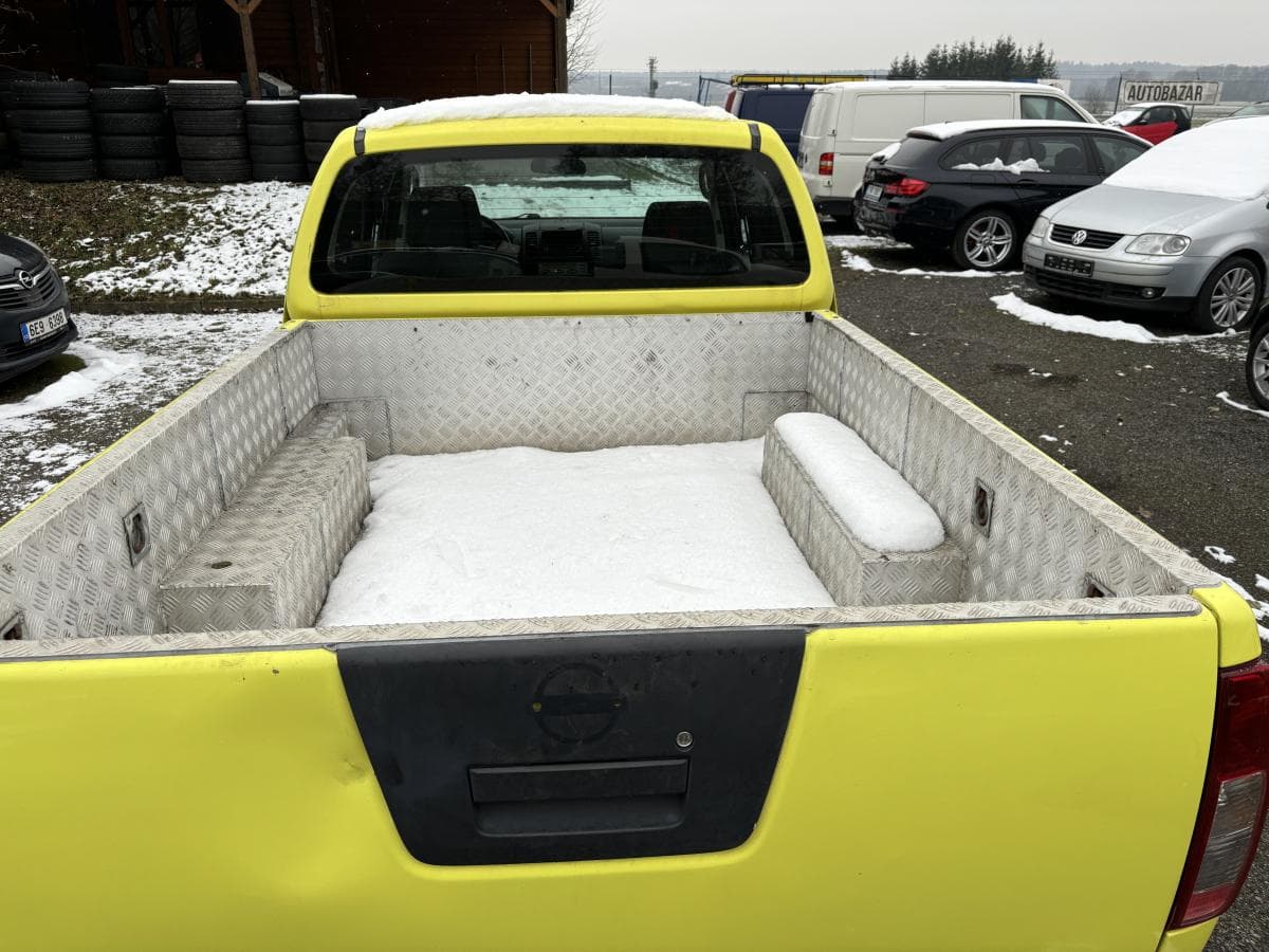 2006 Nissan Navara - 8