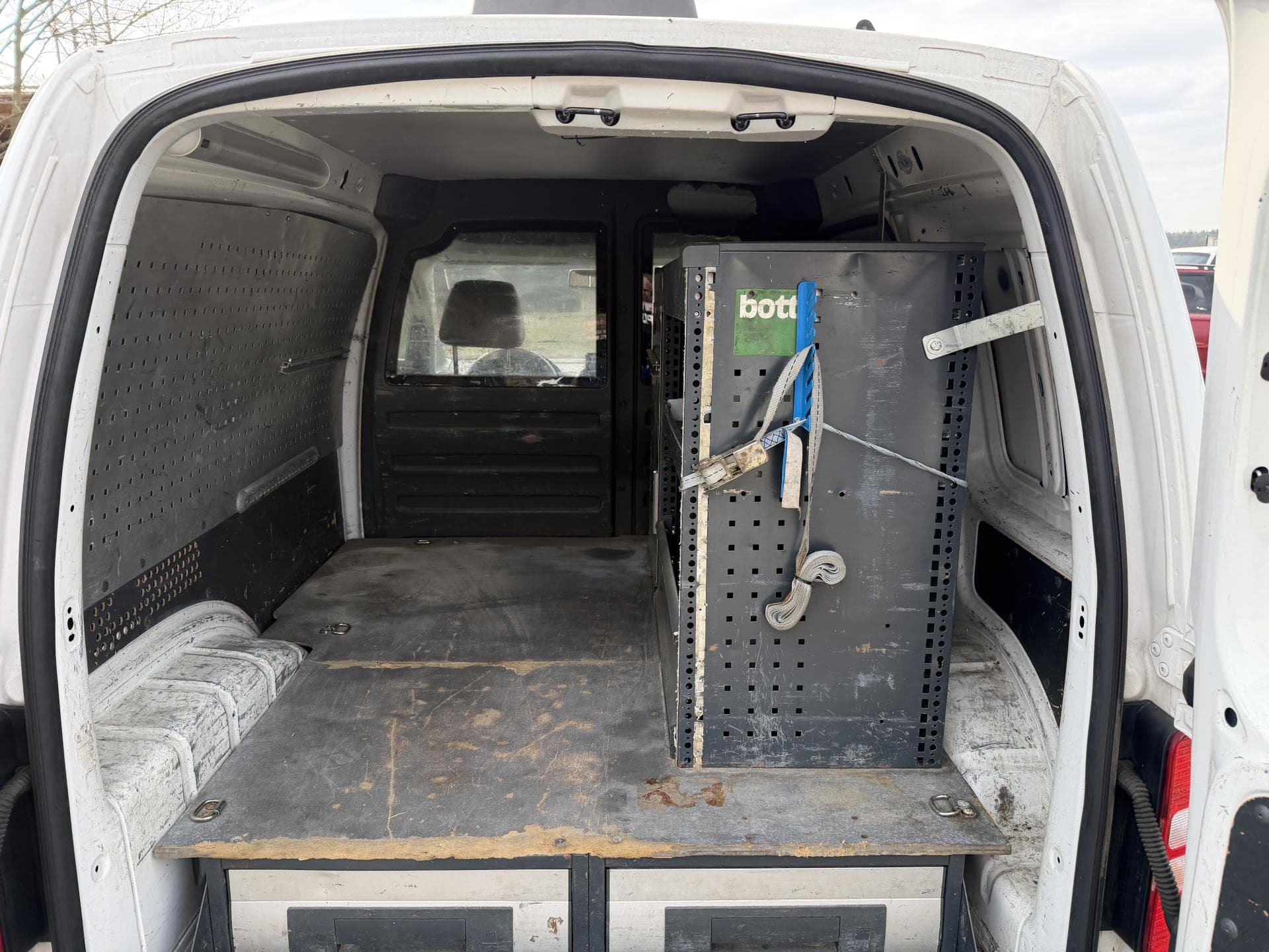 2010 Volkswagen Caddy - 10