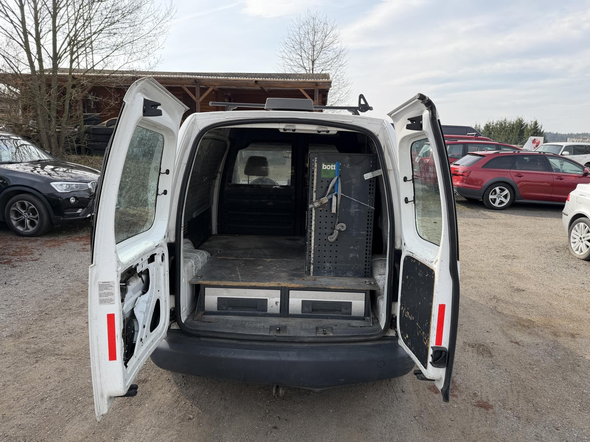 2010 Volkswagen Caddy - 9