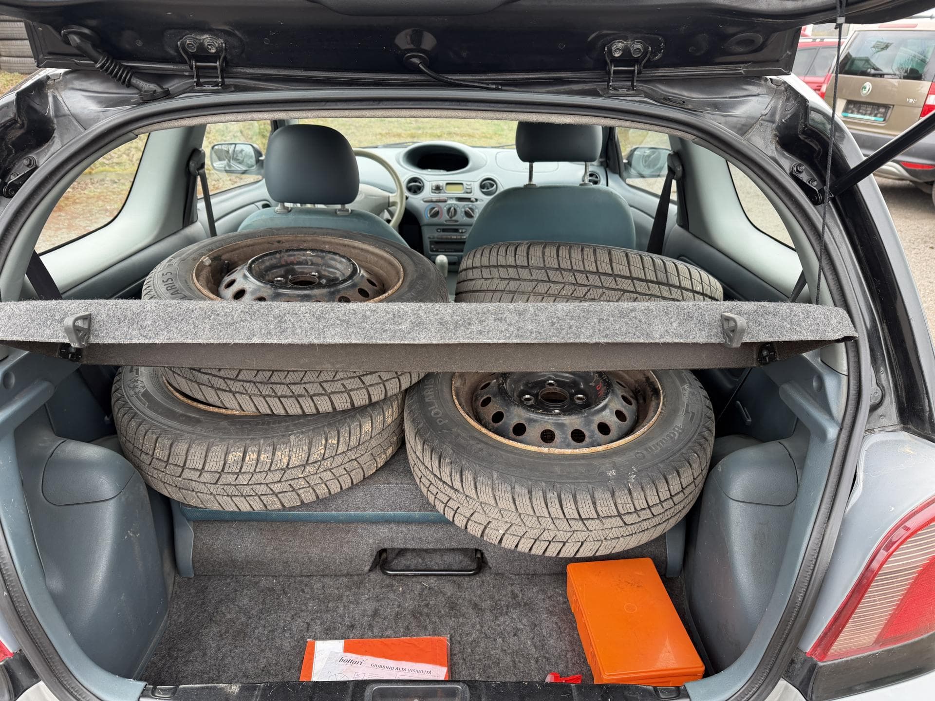 1999 Toyota YARIS - 10