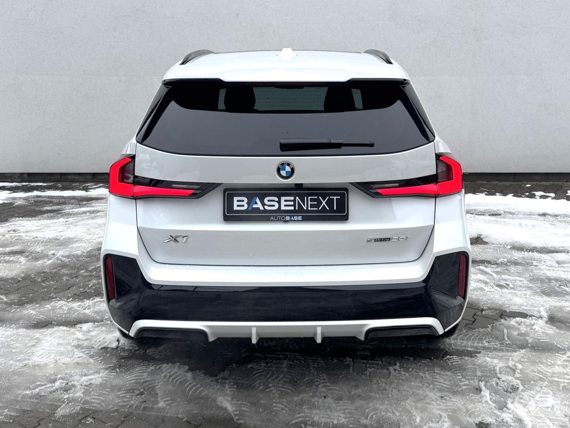 2024 BMW X1 - 9