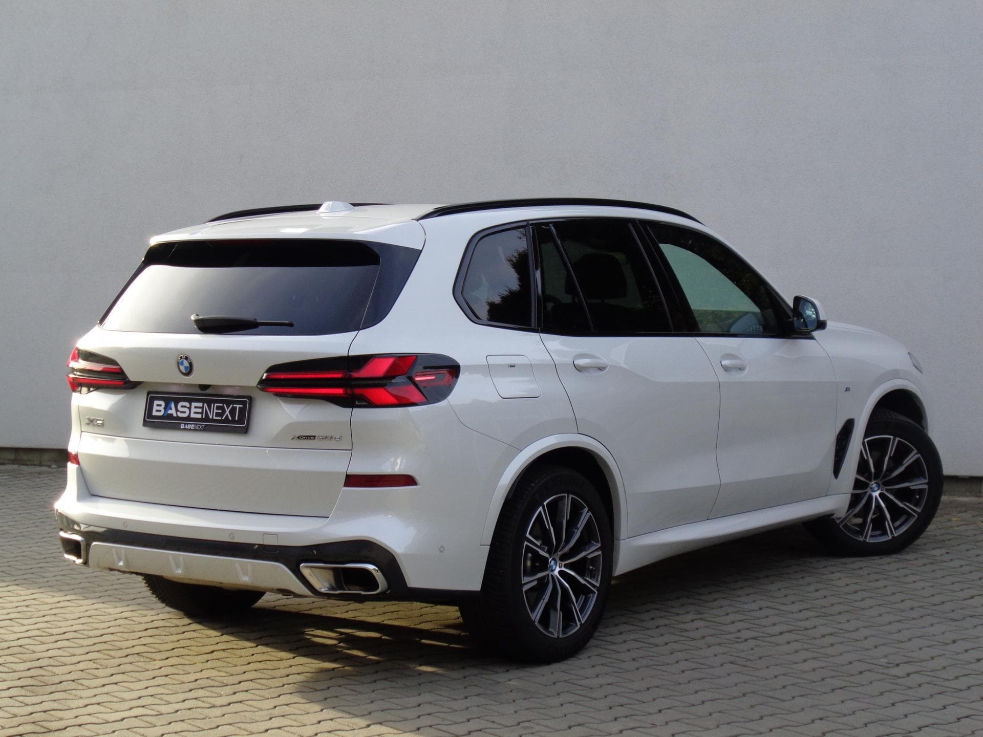 2024 BMW X5 - 5
