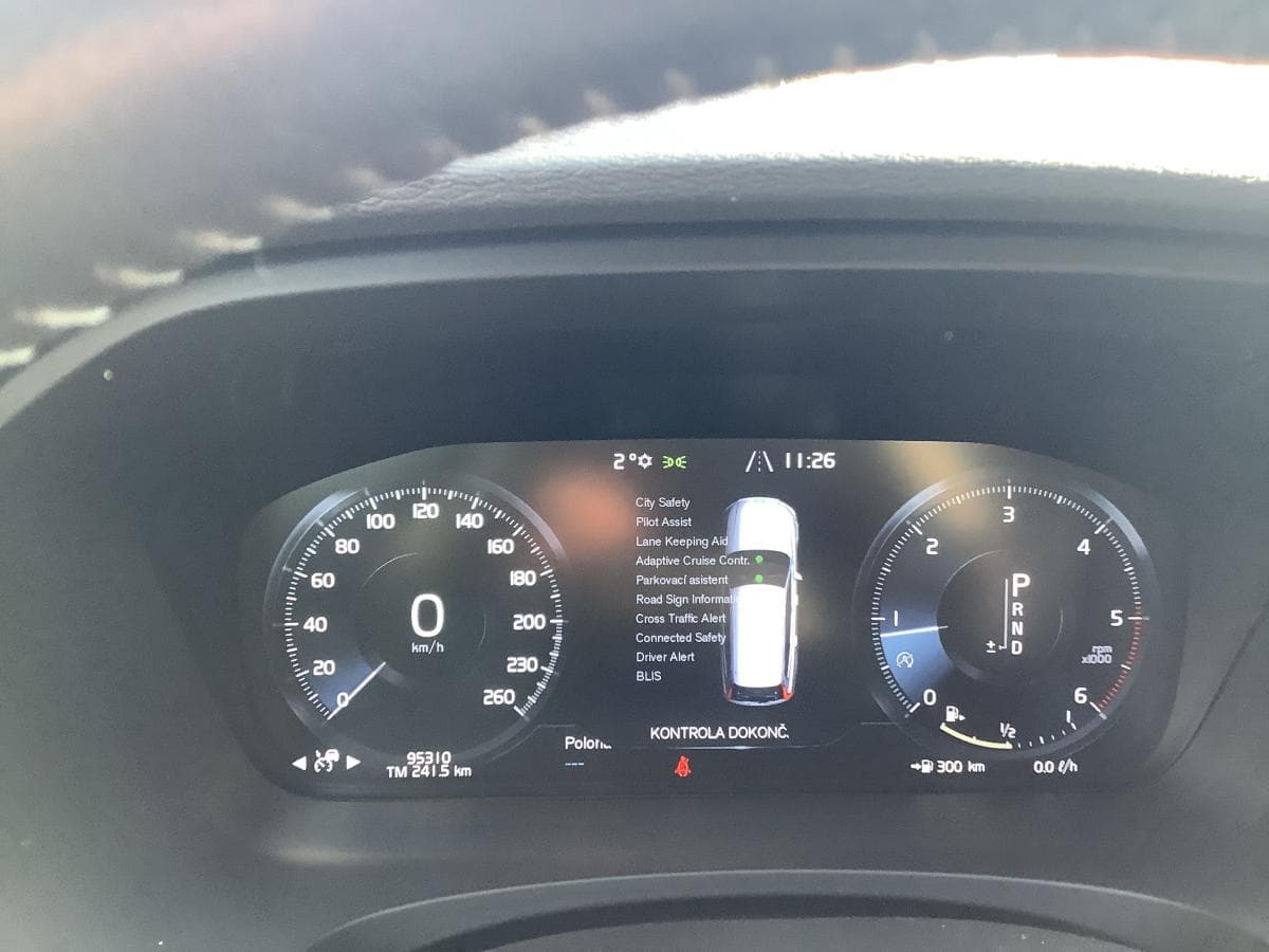 Volvo V90 - 12
