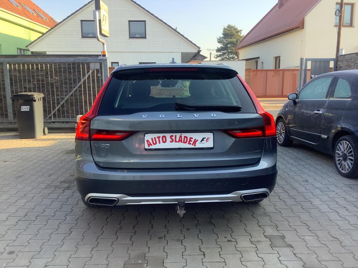 Volvo V90 - 5