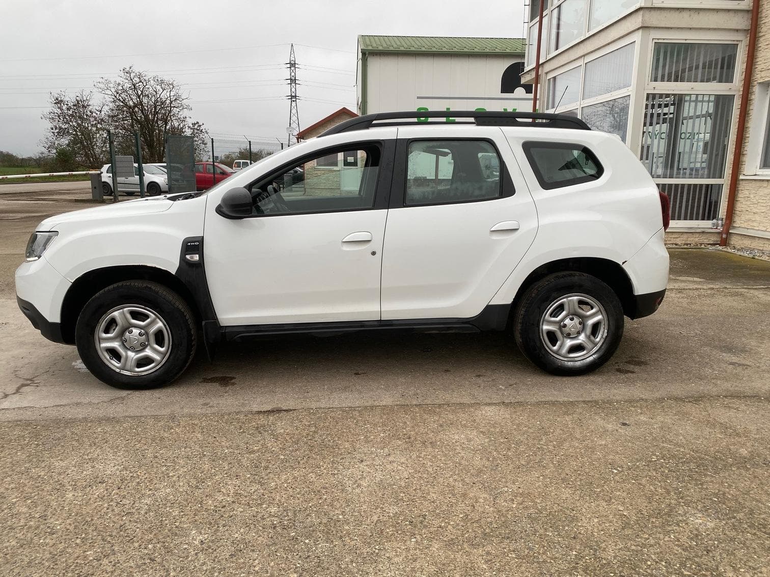 Dacia DUSTER - 4