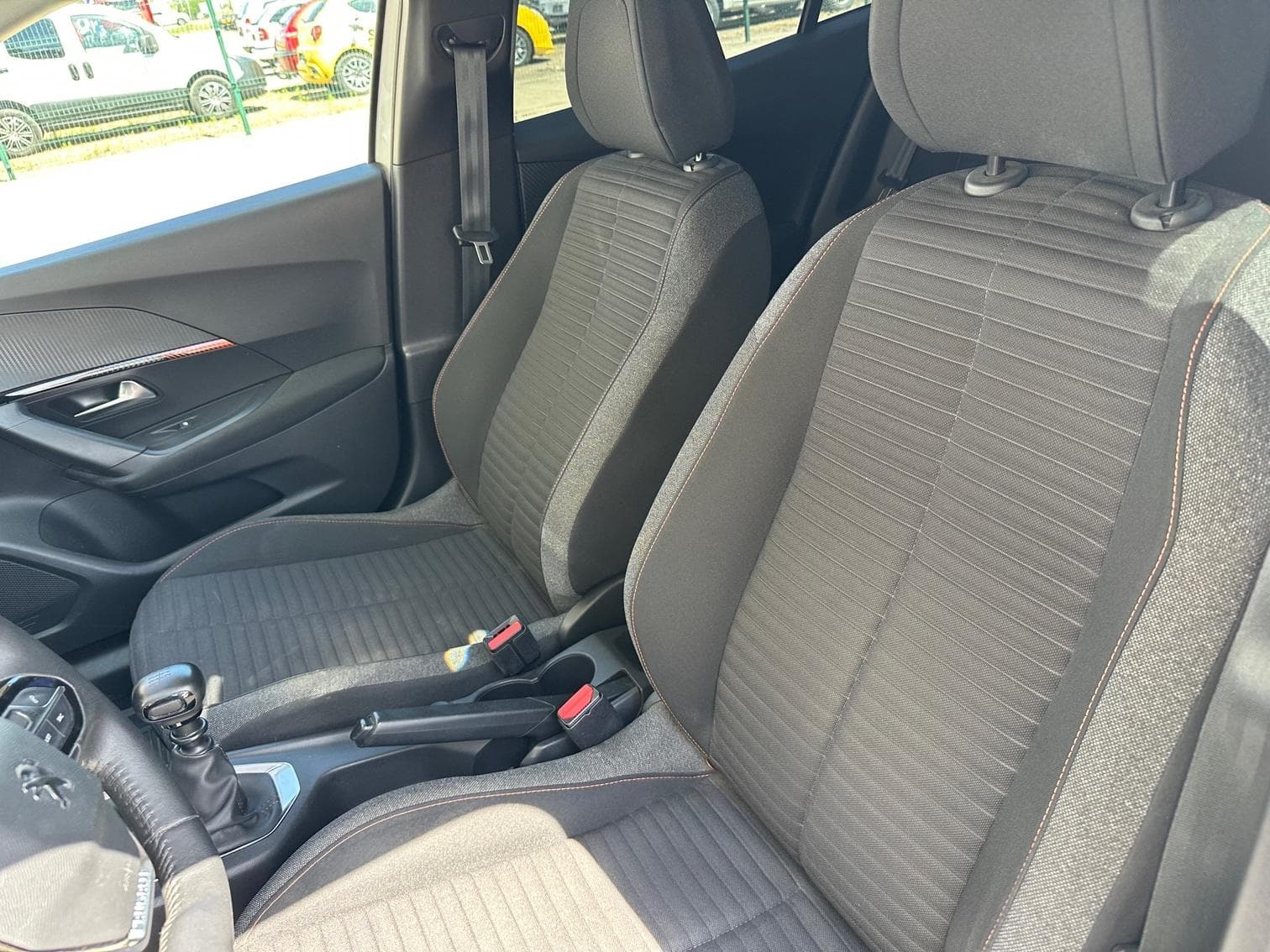 Peugeot 2008 - 7