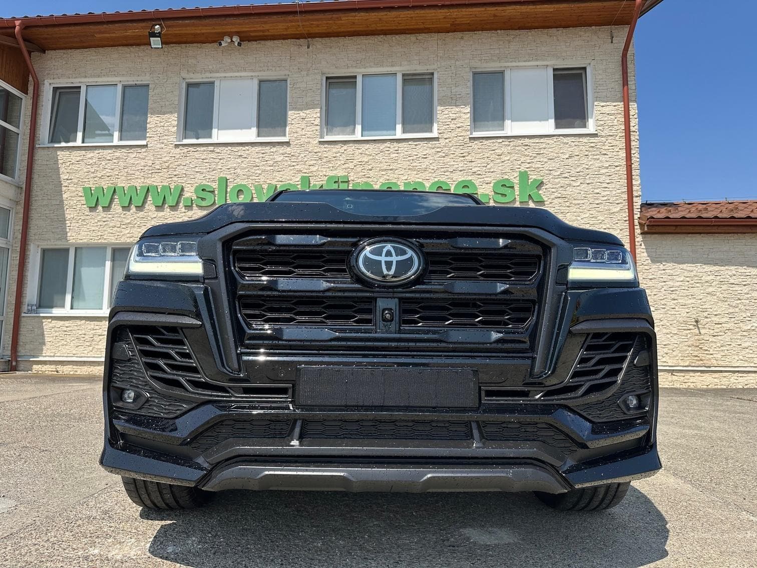 Toyota LAND CRUISER - 3