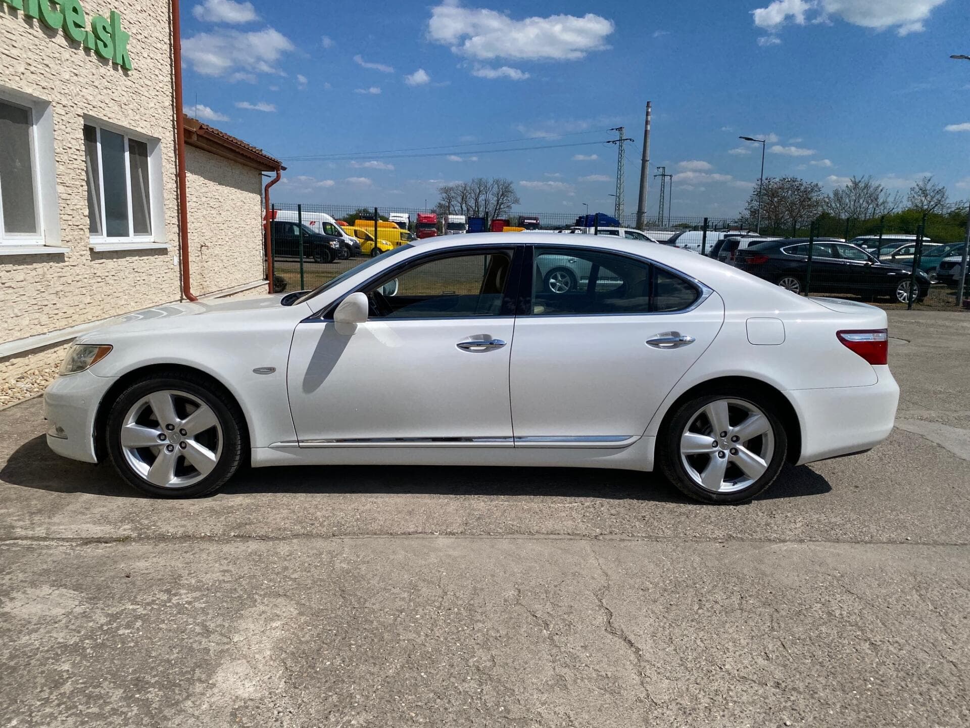 Lexus LS - 5